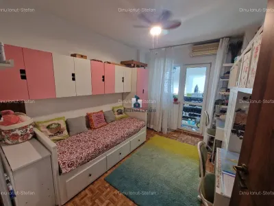 Apartament 4 Camere Semidecomandat Giurgiului-Al.Huedin - foto 7