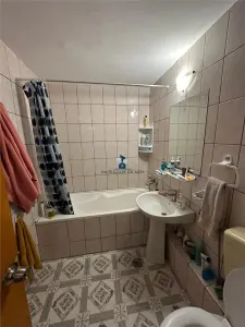 Apartament 4 Camere Decomandat Cercetatorilor - foto 4