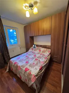 Apartament 2 camere cf 2 Semidecomandat Resita - Bucuresti