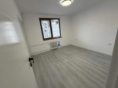 Apartament 3 Camere Semidecomandat Berceni - foto 3