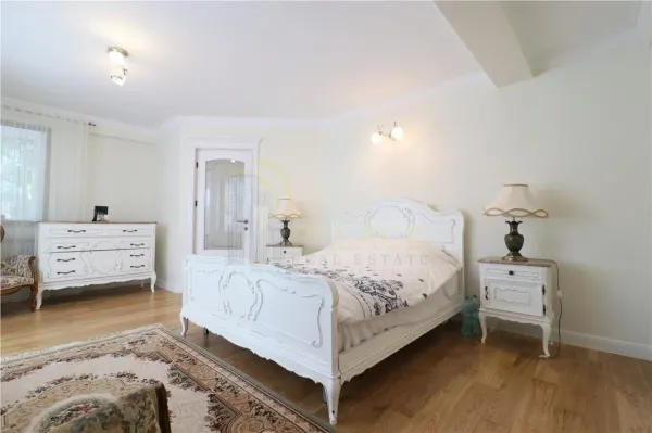 Apartament 3 camere Iași - poza 1