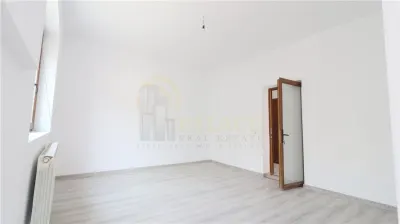 Apartament de 5 camere la casa, Bulevardul Independentei - foto 7