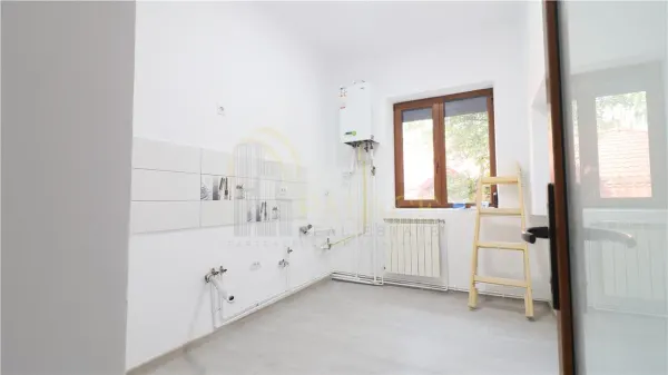 Apartament 5 camere Iași - poza 10