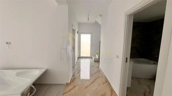 Casă 4 camere Valea Lupului - poza 7