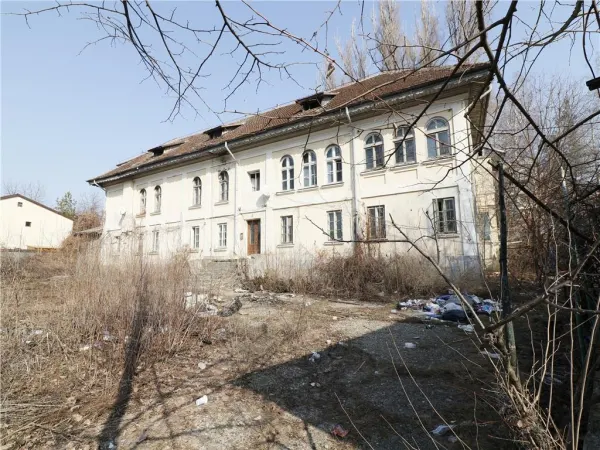 Casă 14 camere Iași - poza 2