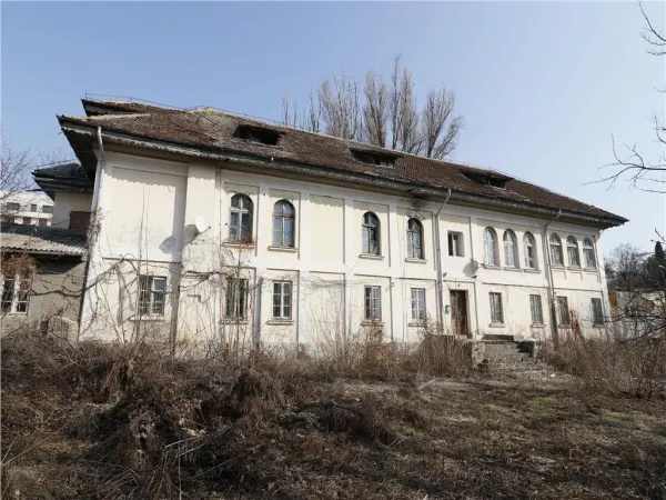 Casă 14 camere Iași - poza 3