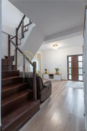 Casă 8 camere Iași - poza 24