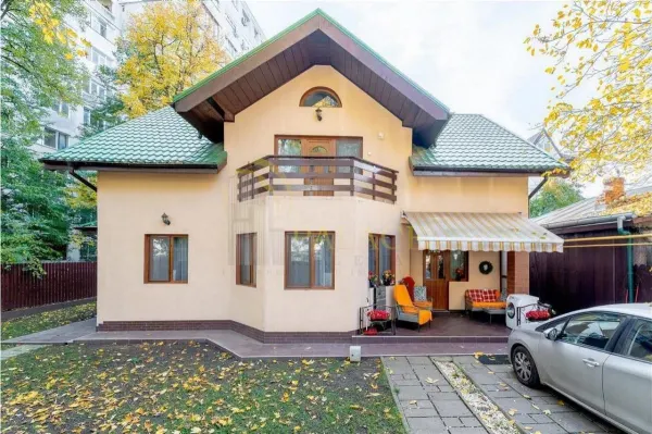 Casă 4 camere Iași - poza 1