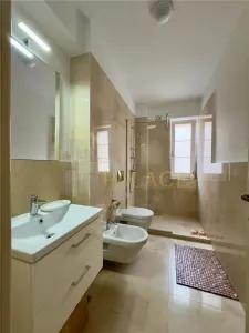 Vila unica in Iasi, tip London House – design rafinat si priveliste spectaculoasa - foto 21