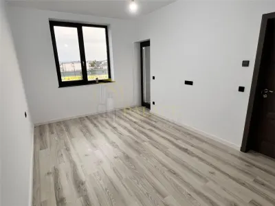 Casa plan parter, 4 camere, intabulata, Valea Lupului - foto 2