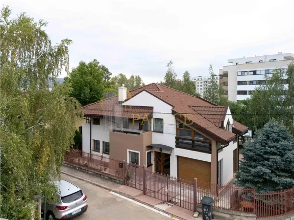 Casă 5 camere Iași - poza 2