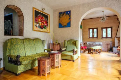 Pensiune exclusivista | afacere tip boutique la cheie | de inchiriat in Sinaia | - foto 2