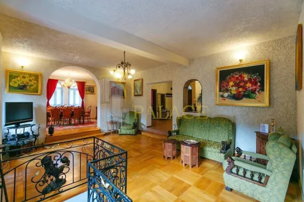 Casă 8 camere Sinaia - poza 3