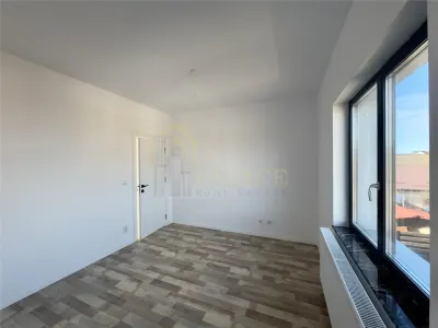 Vila intabulata, Miroslava ,4 camere. - foto 18