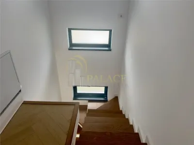 Casa noua, 4 camere Bucium, priveliste spectaculoasa. - foto 13