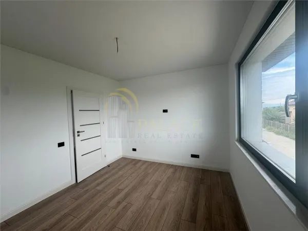 Casă 4 camere Miroslava - poza 8