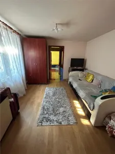 Casa 3 cam teren  239mp 82mp utili Islaz - Plantelor - foto 9