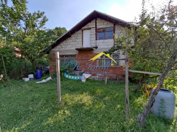 Casă 4 camere Banesti - poza 1