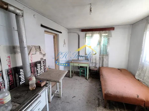 Casă 4 camere Banesti - poza 4