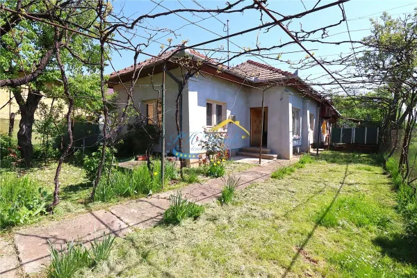 Casă 5 camere Banesti - poza 1