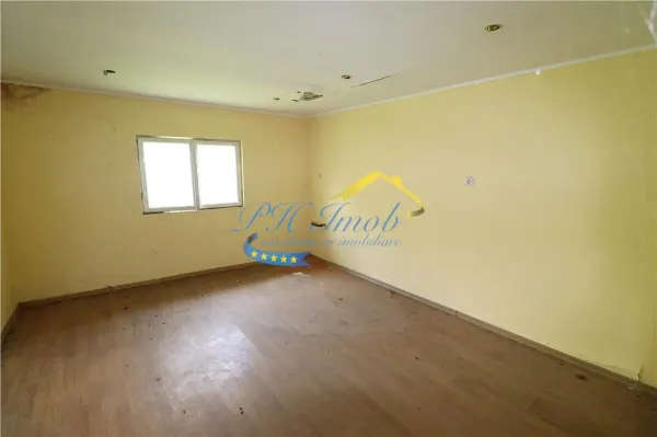 Casă 4 camere Magureni - poza 4
