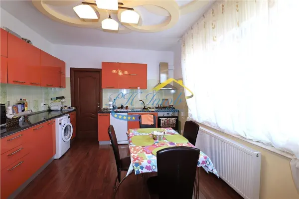 Casă 4 camere Valea Doftanei - poza 9