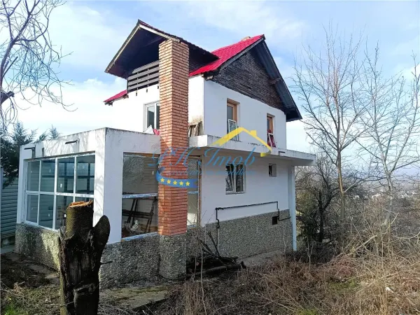Casă 5 camere Băicoi - poza 1