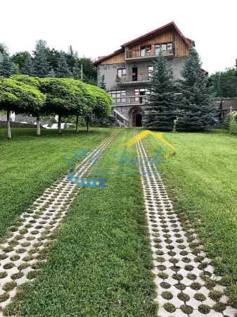 Casă 9 camere Cornu - poza 1