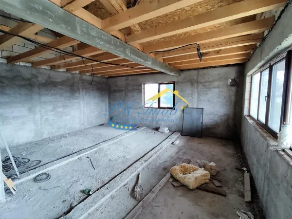 Casă 5 camere Magureni - poza 8