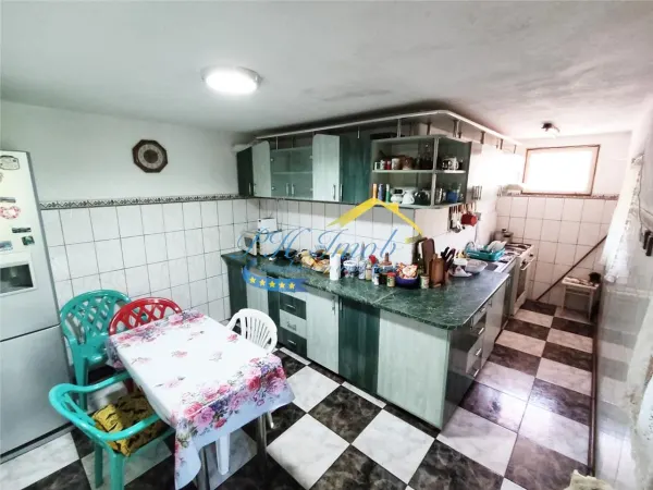 Casă 4 camere Ploiești - poza 8