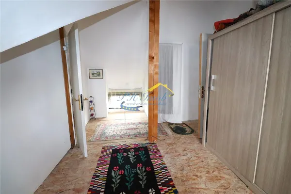 Casă 4 camere Magureni - poza 12