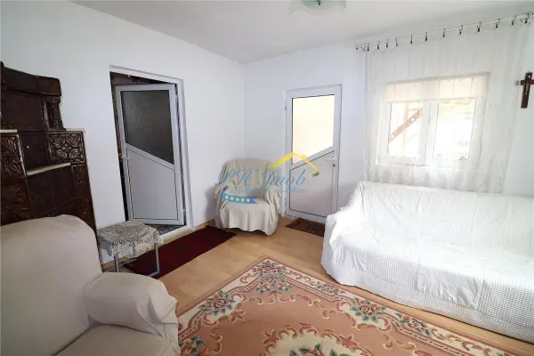 Casă 4 camere Magureni - poza 6