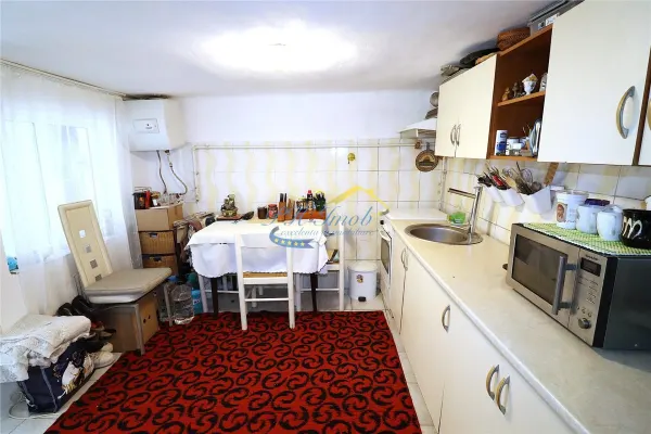 Casă 4 camere Magureni - poza 9