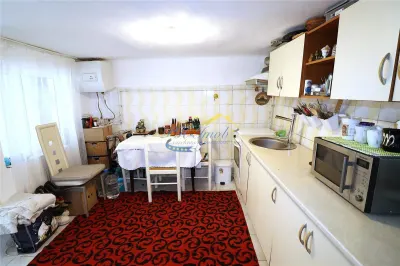Casă 4 camere Magureni - poza 9