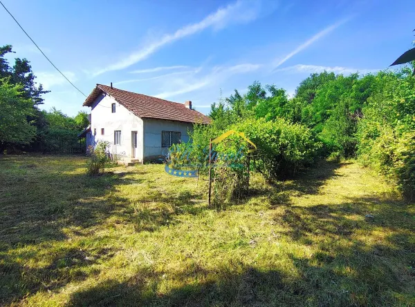 Casă 3 camere Cornu - poza 1