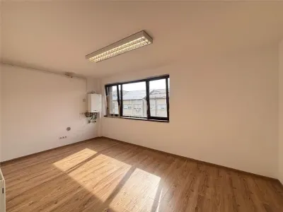 Spatiu de birouri disponibil spre inchiriere - foto 3