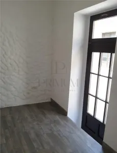 SPATIU COMERCIAL - ULTRACENTRAL - CENTRALA PROPRIE - AER CONDITIONAT - foto 3