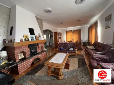 Casa de inchiriat in zona Moca de 380 mp utili, cu piscina si curte de 733 mp - foto 2