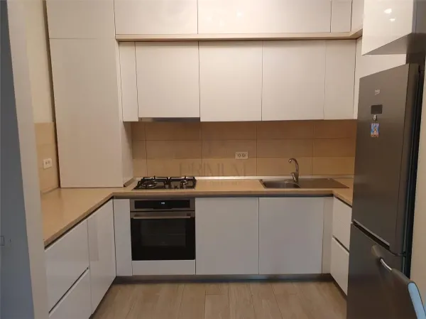 Apartament 3 camere Dumbrăvița - poza 2