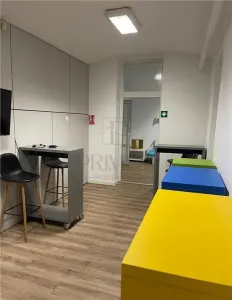 SPATIU PENTRU BIROU SAU CLINICA MEDICALA LA PALATUL FLAVIA, CENTRALA PROPRIE, ZONA EXCELENTA - foto 6