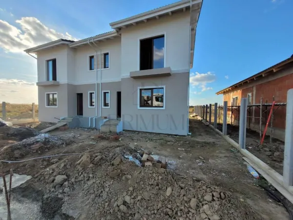 Casă 4 camere Moșnița Nouă - poza 3