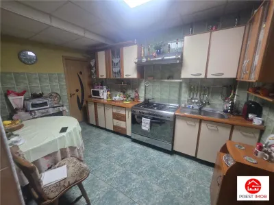 casa de vanzare 6 camere, 2 bai,garaj, 7 Noiembrie, Targu Mures - foto 4