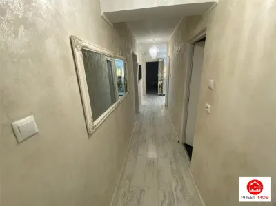 Apartament cu 3 camere de vanzare in zona centrala - foto 12