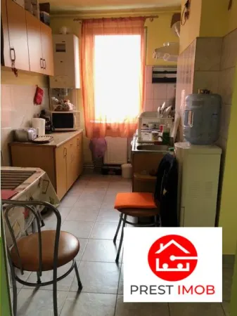 Apartament 3 camere Târgu Mureș - poza 1