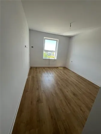 Apartament 4 camere Dumbrăvița - poza 3