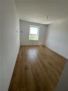 Apartament 4 camere Dumbrăvița - poza 3