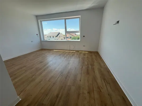 Apartament 4 camere Dumbrăvița - poza 4