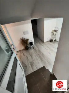 Apartament si spatiu comercial de vanzare - foto 12