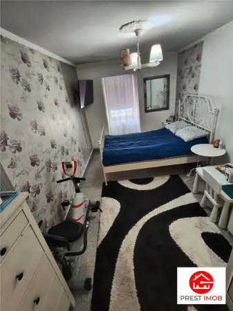 Apartament 5 camere Reghin - poza 3