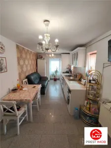 Apartament si spatiu comercial de vanzare - foto 4